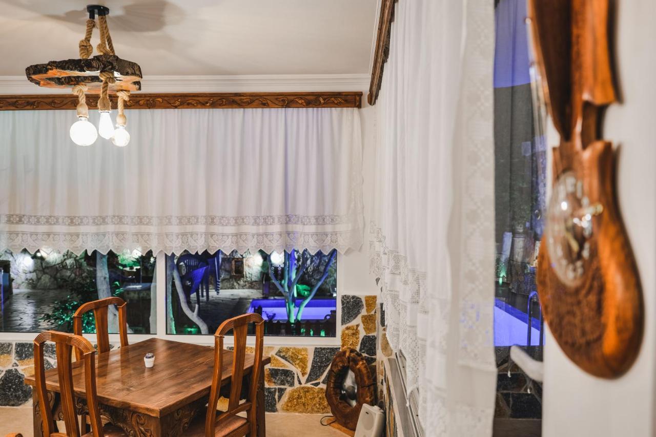 Vila Ahmeti Sarandë Exterior foto