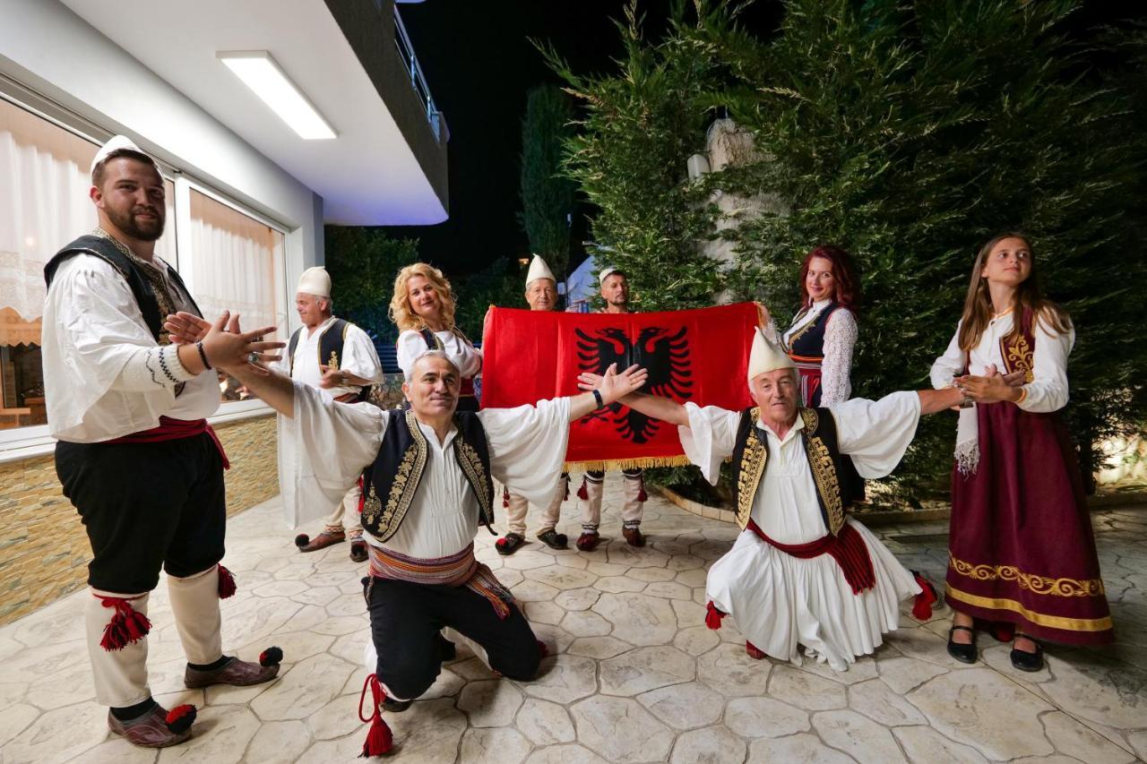 Vila Ahmeti Sarandë Exterior foto